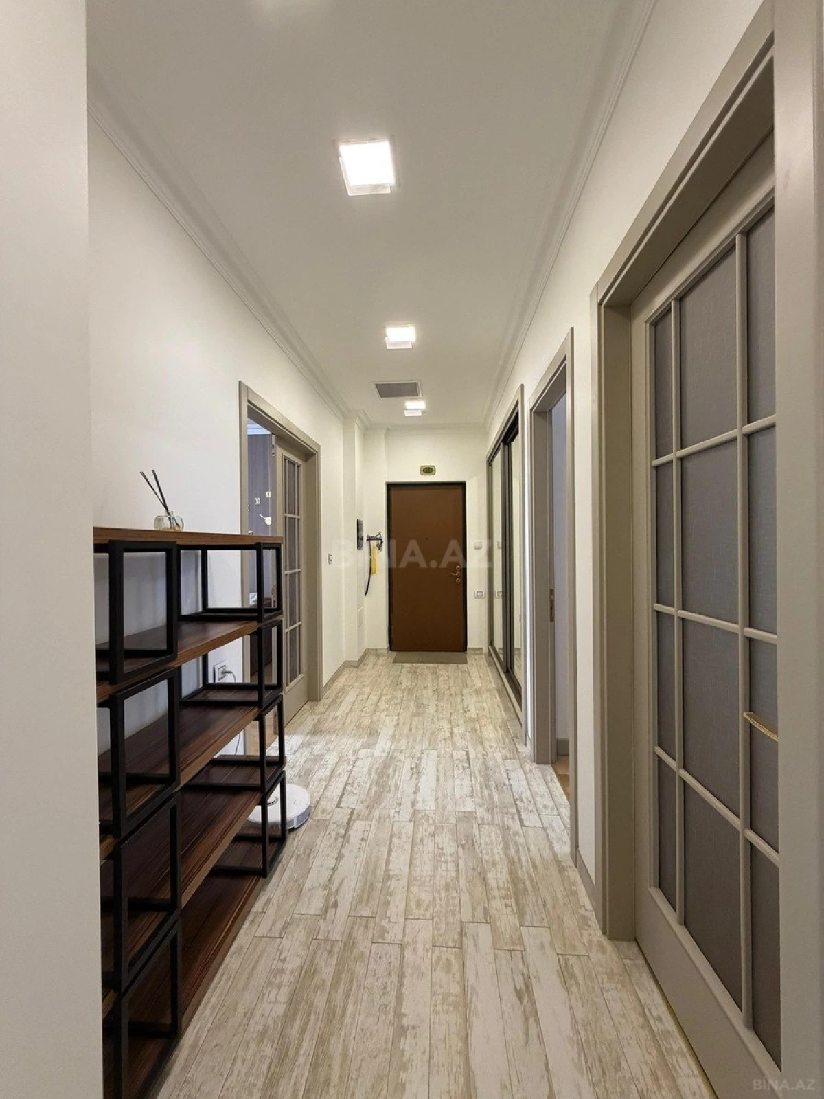Satılır 3 otaqlı mənzil 130 m²