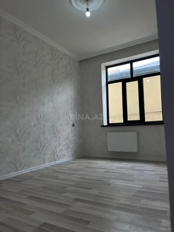 Satılır 5 otaqlı həyət evi 180 m²