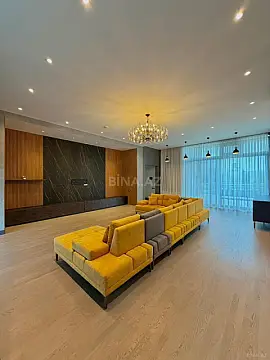 Satılır 7 otaqlı həyət evi 500 m²