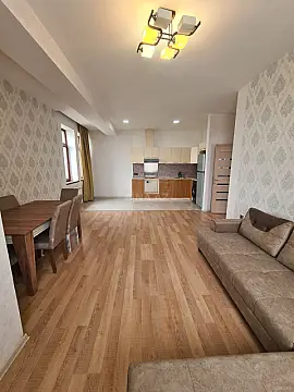 Kirayə verilir 3 otaqlı mənzil 90 m²
