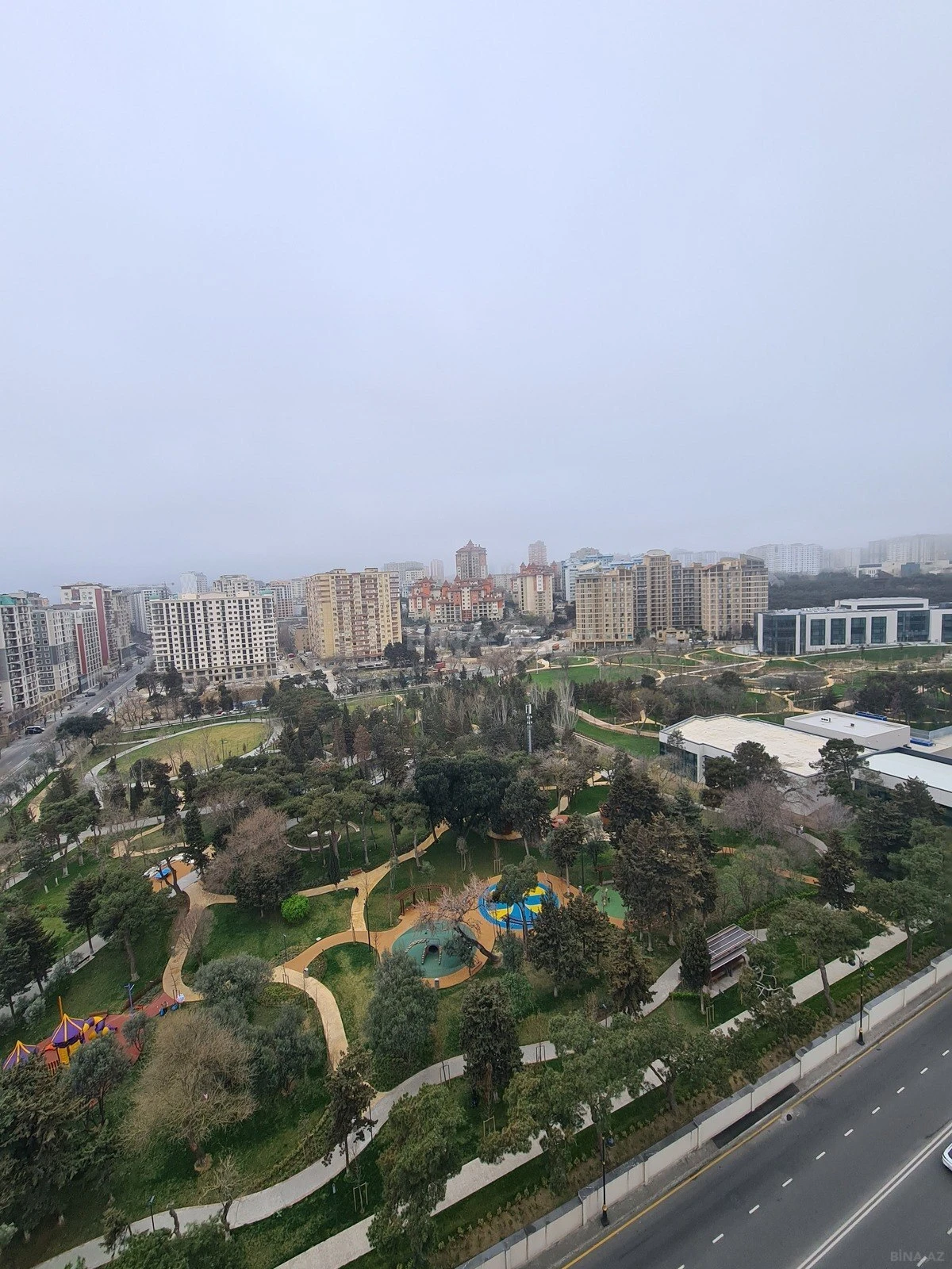 Kirayə verilir 3 otaqlı mənzil 90 m²