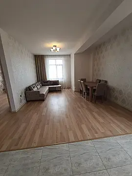 Kirayə verilir 3 otaqlı mənzil 90 m²