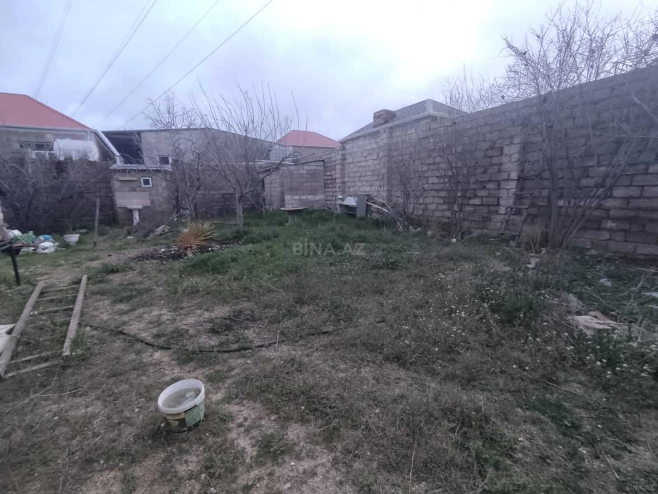 Satılır torpaq sahəsi 2 m²