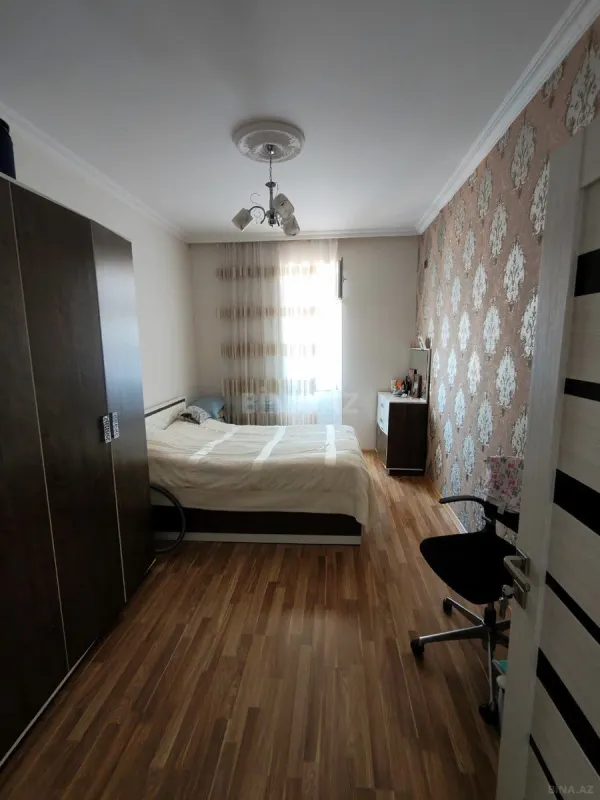Satılır 3 otaqlı mənzil 108 m²
