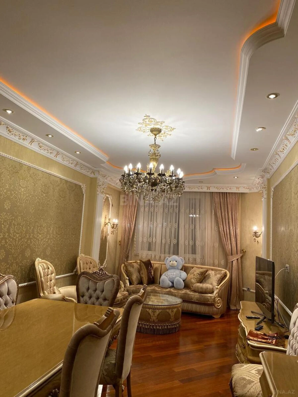 Satılır 2 otaqlı mənzil 65 m²