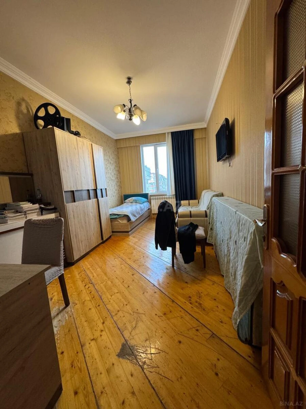 Satılır 2 otaqlı mənzil 75 m²
