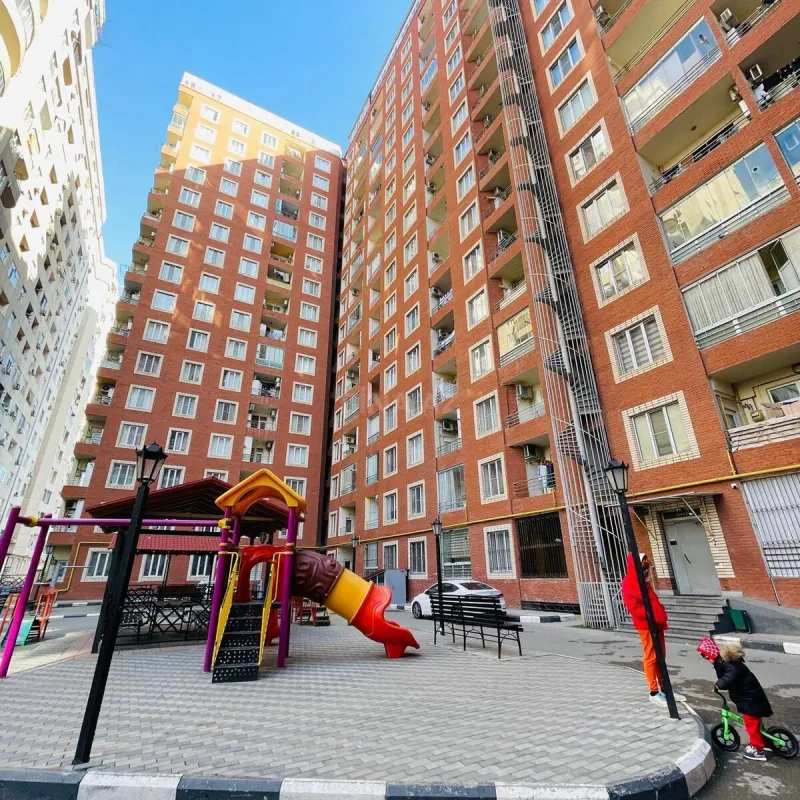 Satılır 2 otaqlı mənzil 75 m²