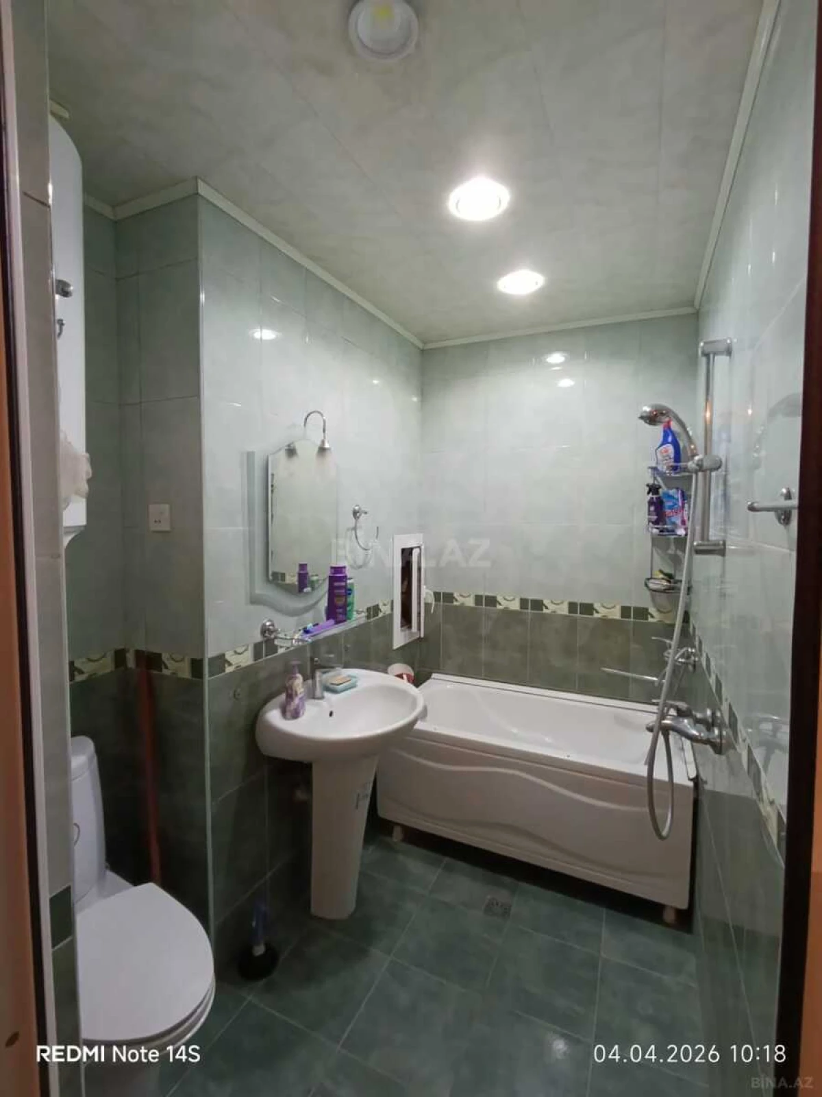 Satılır 2 otaqlı mənzil 75 m²
