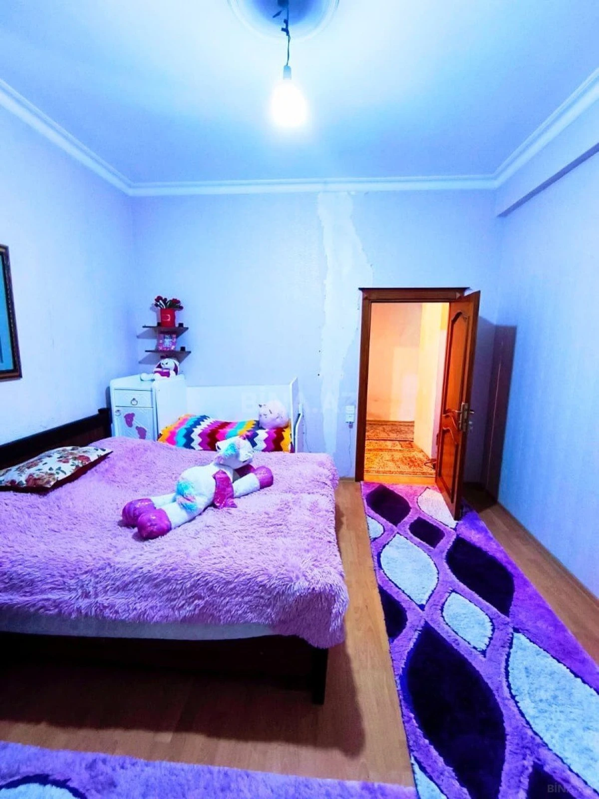 Satılır 3 otaqlı mənzil 145 m²