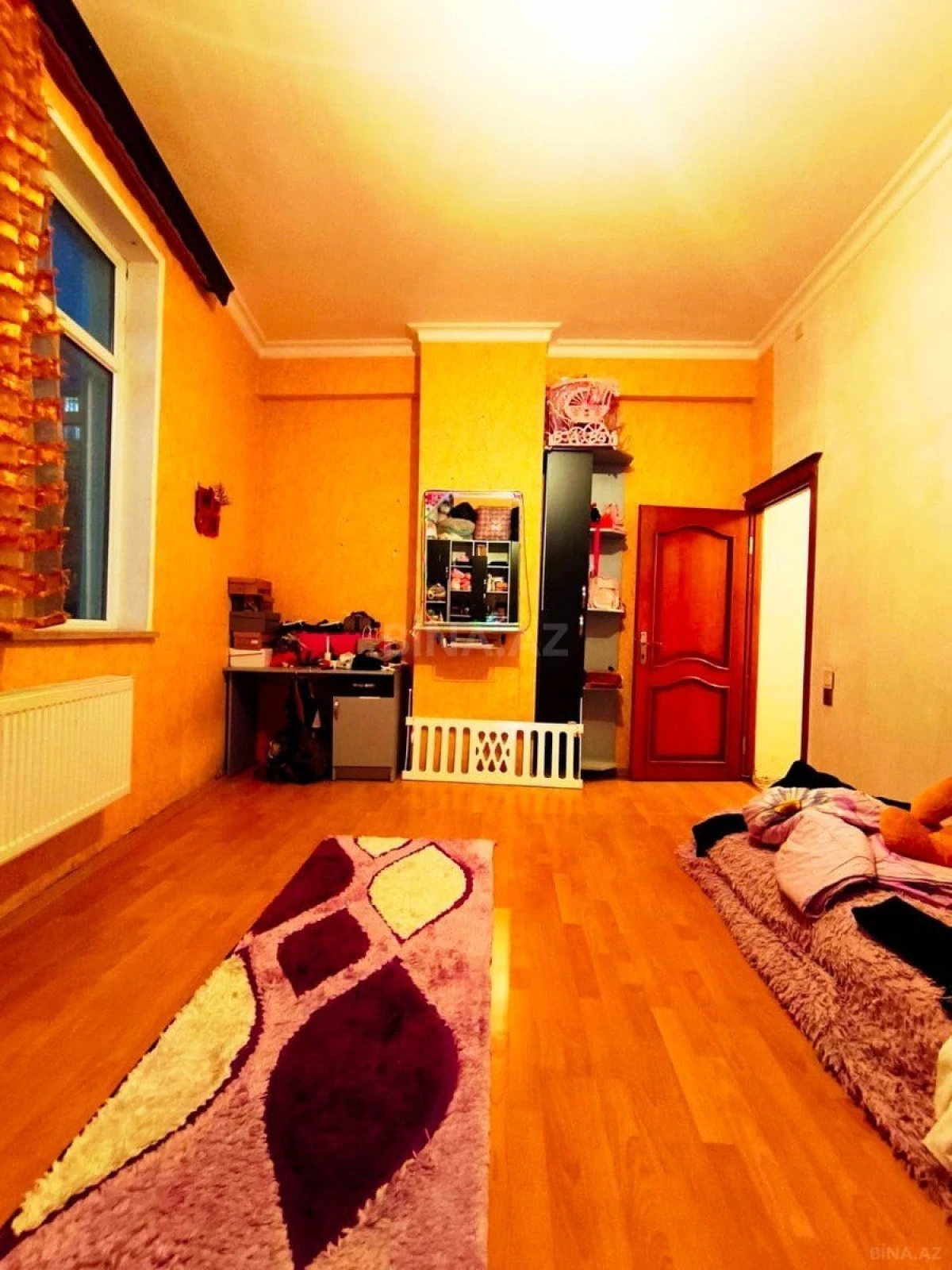 Satılır 3 otaqlı mənzil 145 m²
