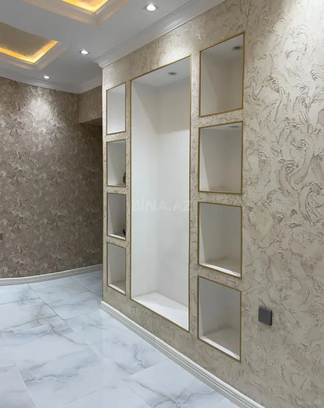 Kirayə verilir 2 otaqlı mənzil 106 m²