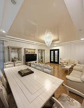 Satılır 4 otaqlı mənzil 147 m² — Bakı 4 otaq 147.00 m²