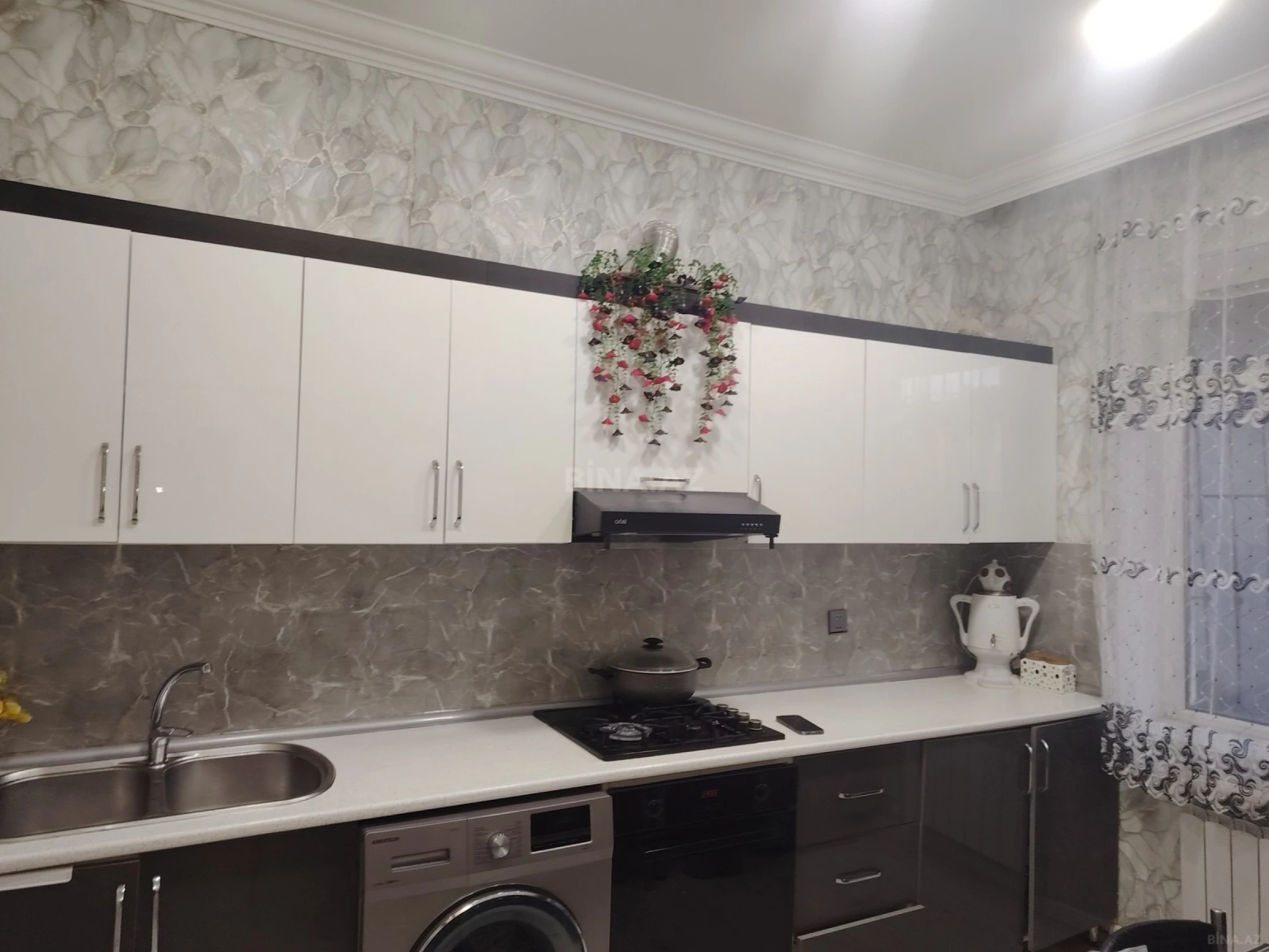 Satılır 3 otaqlı həyət evi 100 m²