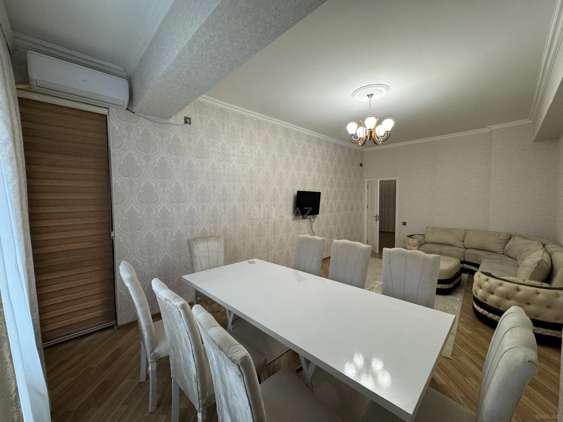 Kirayə verilir 3 otaqlı mənzil 120 m²