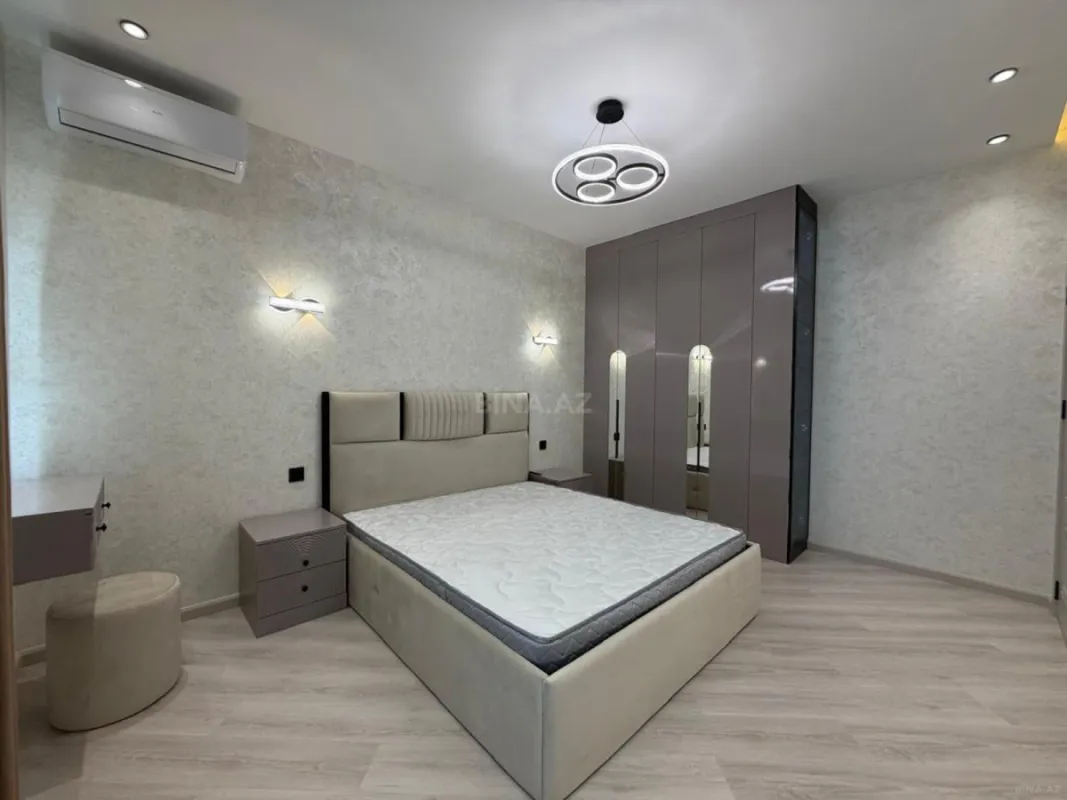 Satılır 2 otaqlı mənzil 80 m²