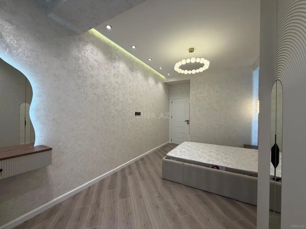 Satılır 3 otaqlı mənzil 91 m²