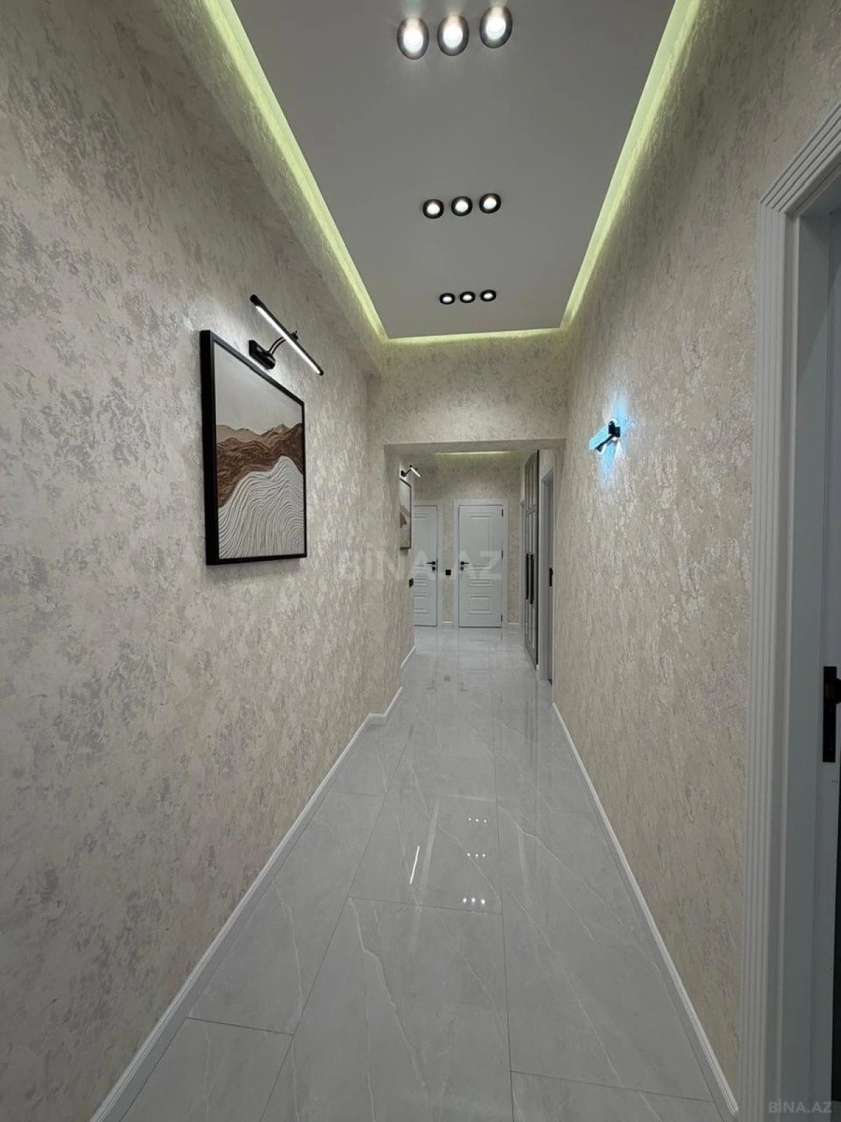 Satılır 3 otaqlı mənzil 91 m²