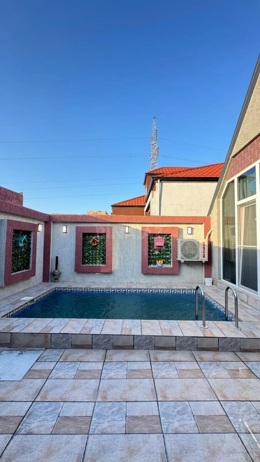 Satılır 4 otaqlı həyət evi 180 m²
