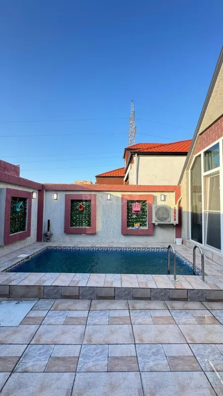 Satılır 4 otaqlı həyət evi 180 m²