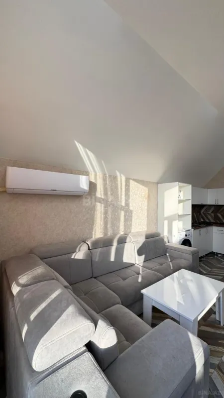 Satılır 4 otaqlı həyət evi 180 m²