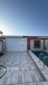Satılır 4 otaqlı həyət evi 180 m²