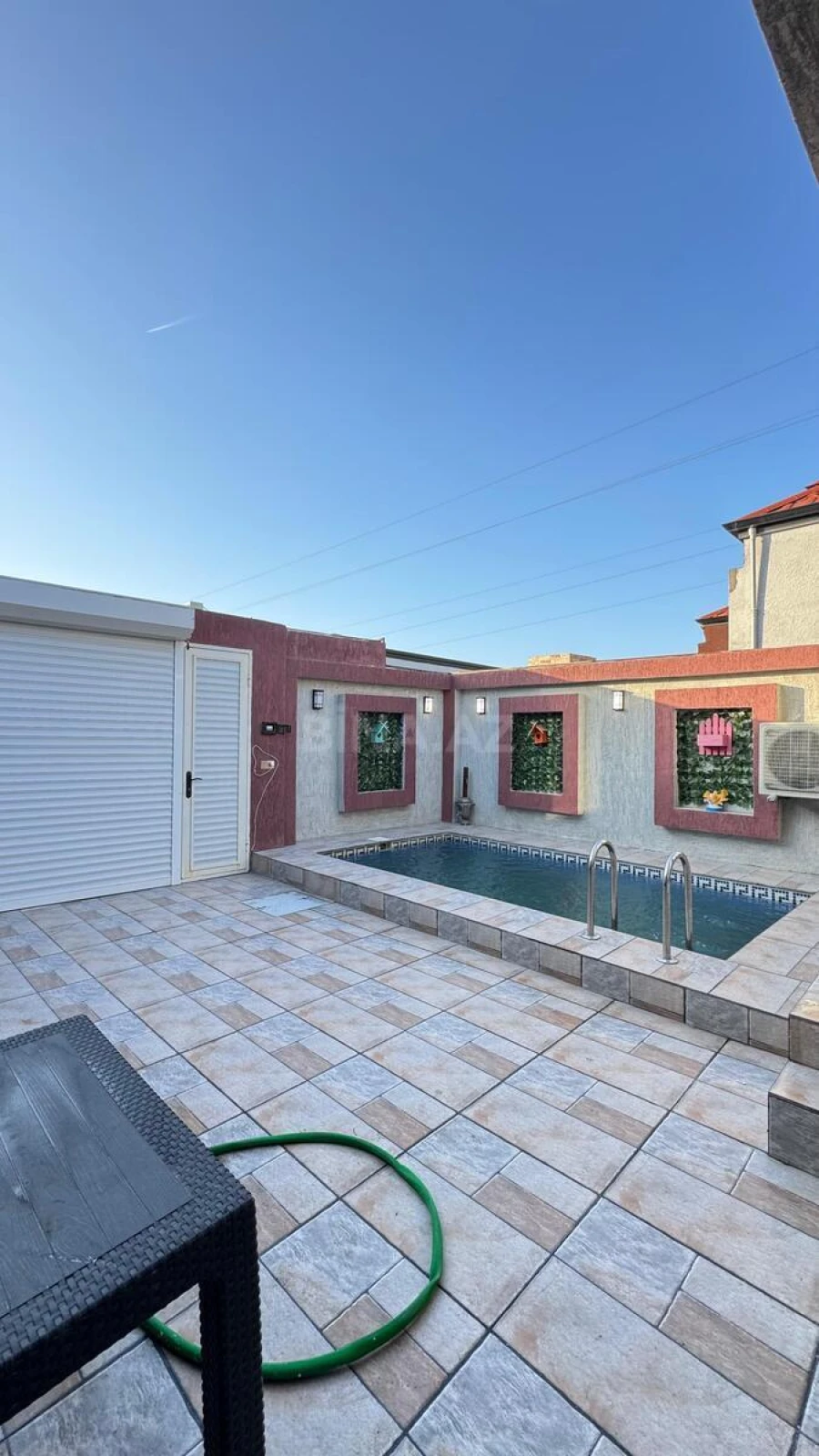 Satılır 4 otaqlı həyət evi 180 m²