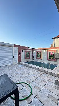 Satılır 4 otaqlı həyət evi 180 m²