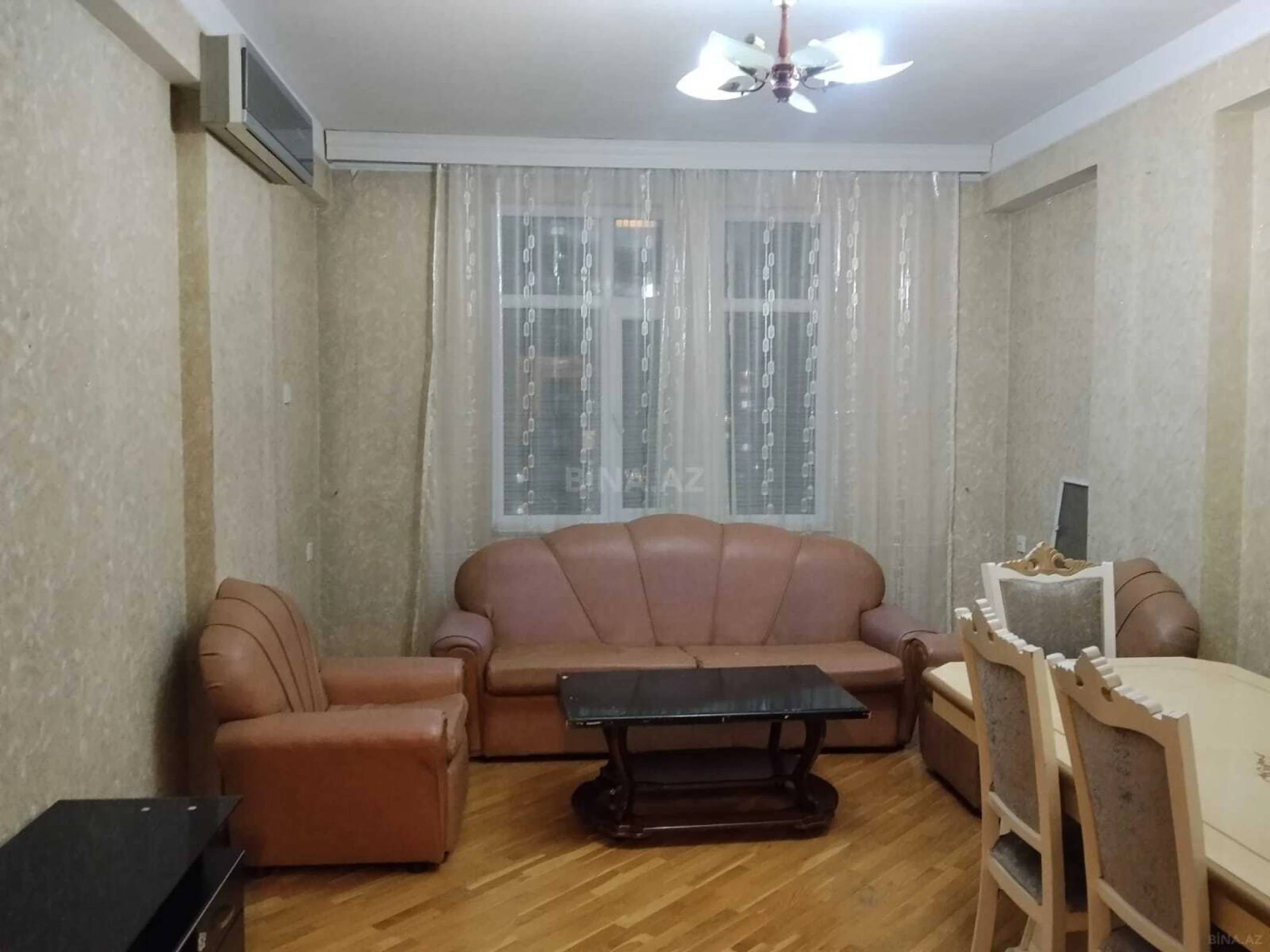 Kirayə verilir 2 otaqlı mənzil 60 m²