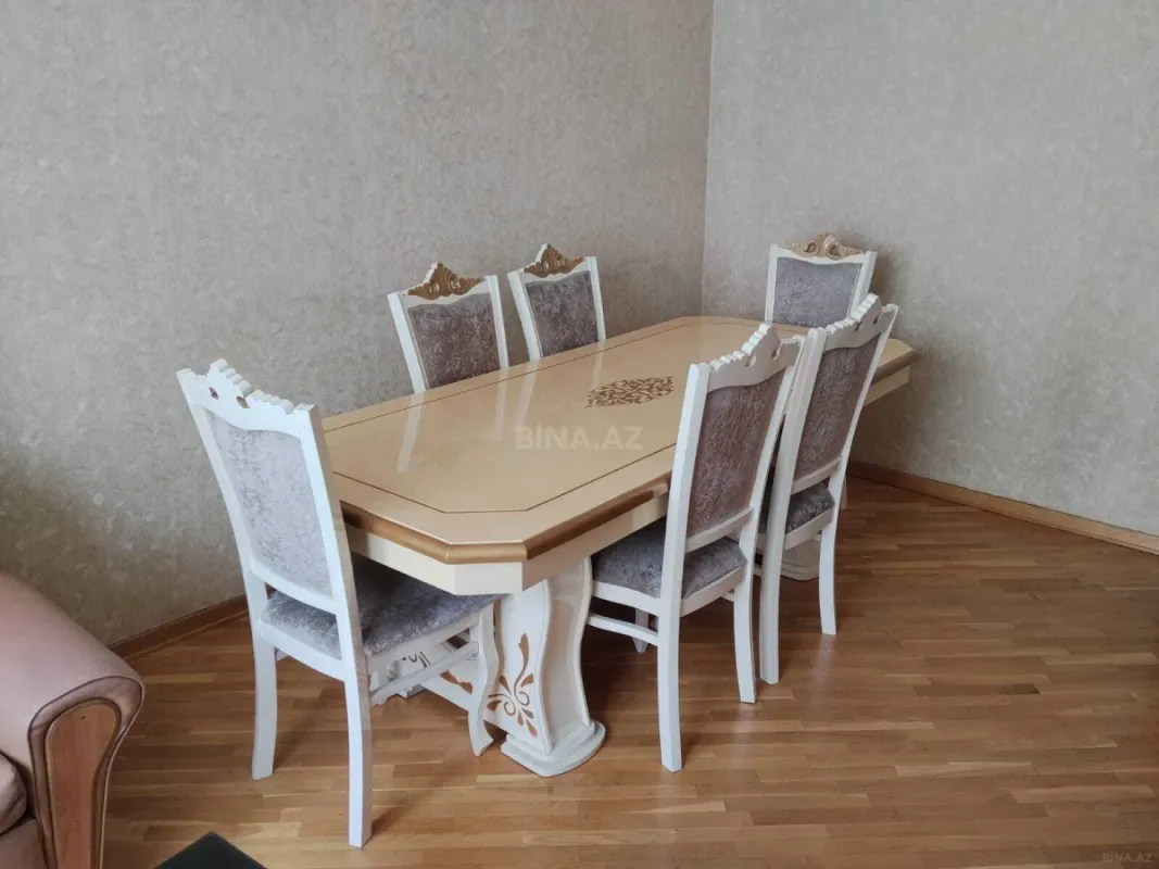 Kirayə verilir 2 otaqlı mənzil 60 m²