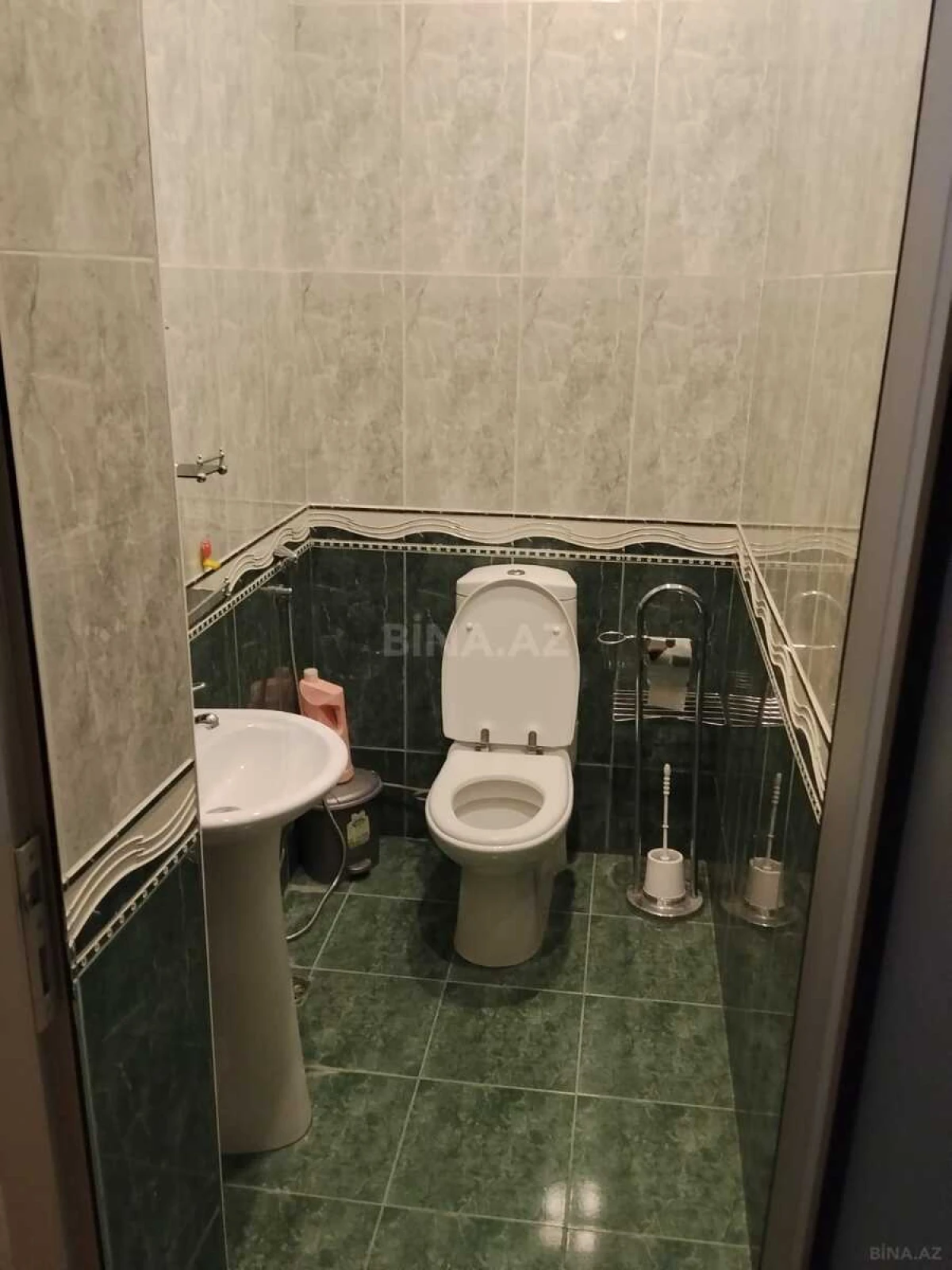 Kirayə verilir 2 otaqlı mənzil 60 m²
