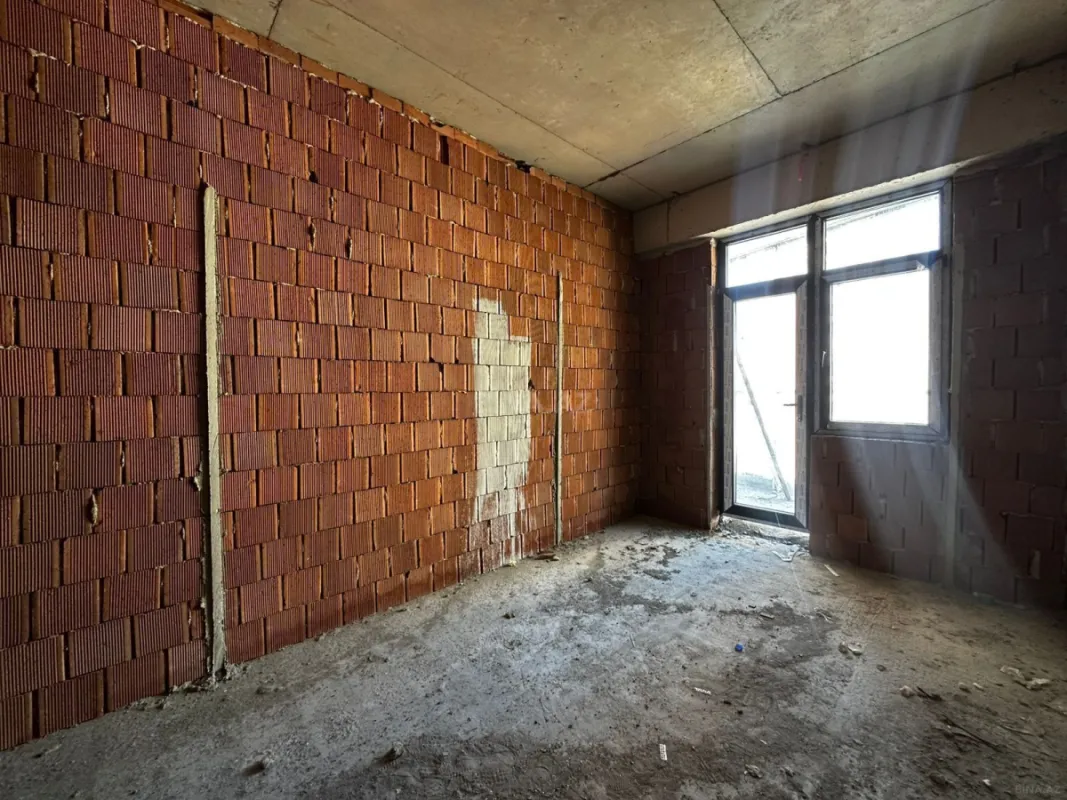 Satılır 1 otaqlı mənzil 53 m²