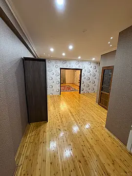 Kirayə verilir 3 otaqlı mənzil 145 m²
