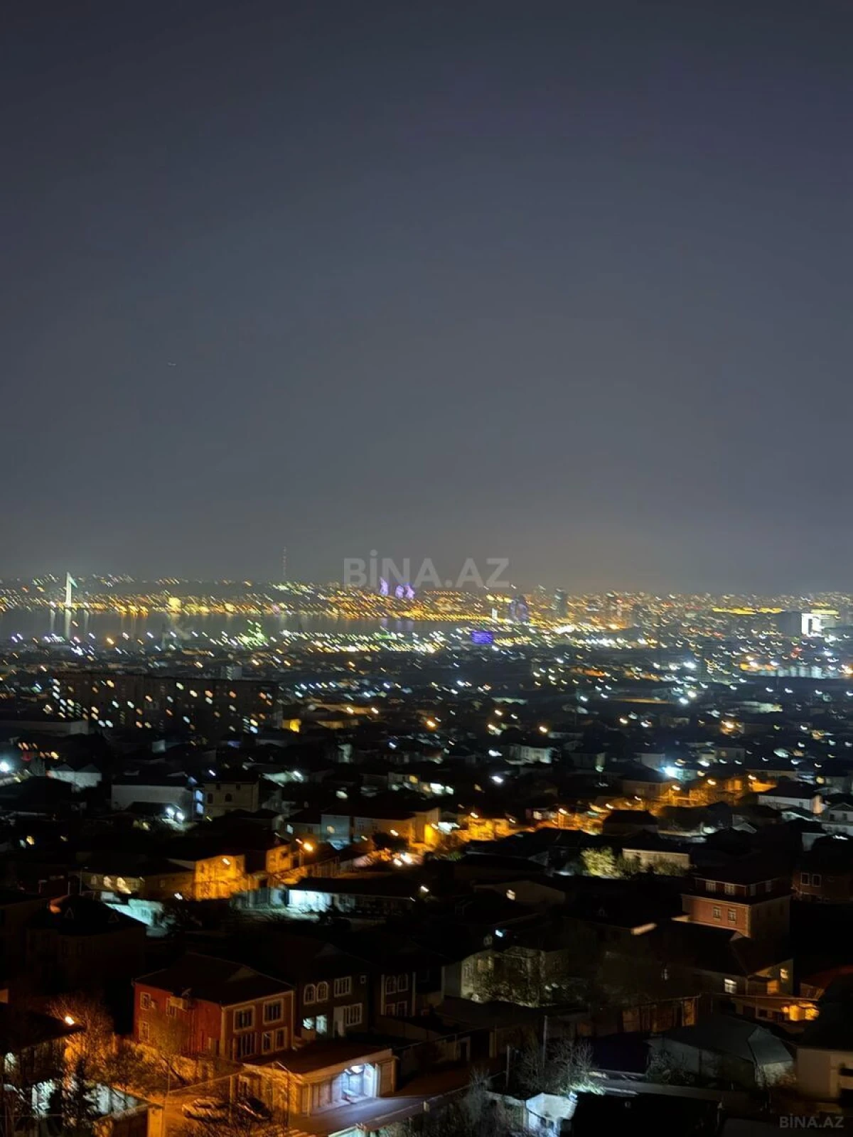 Kirayə verilir 3 otaqlı mənzil 145 m²