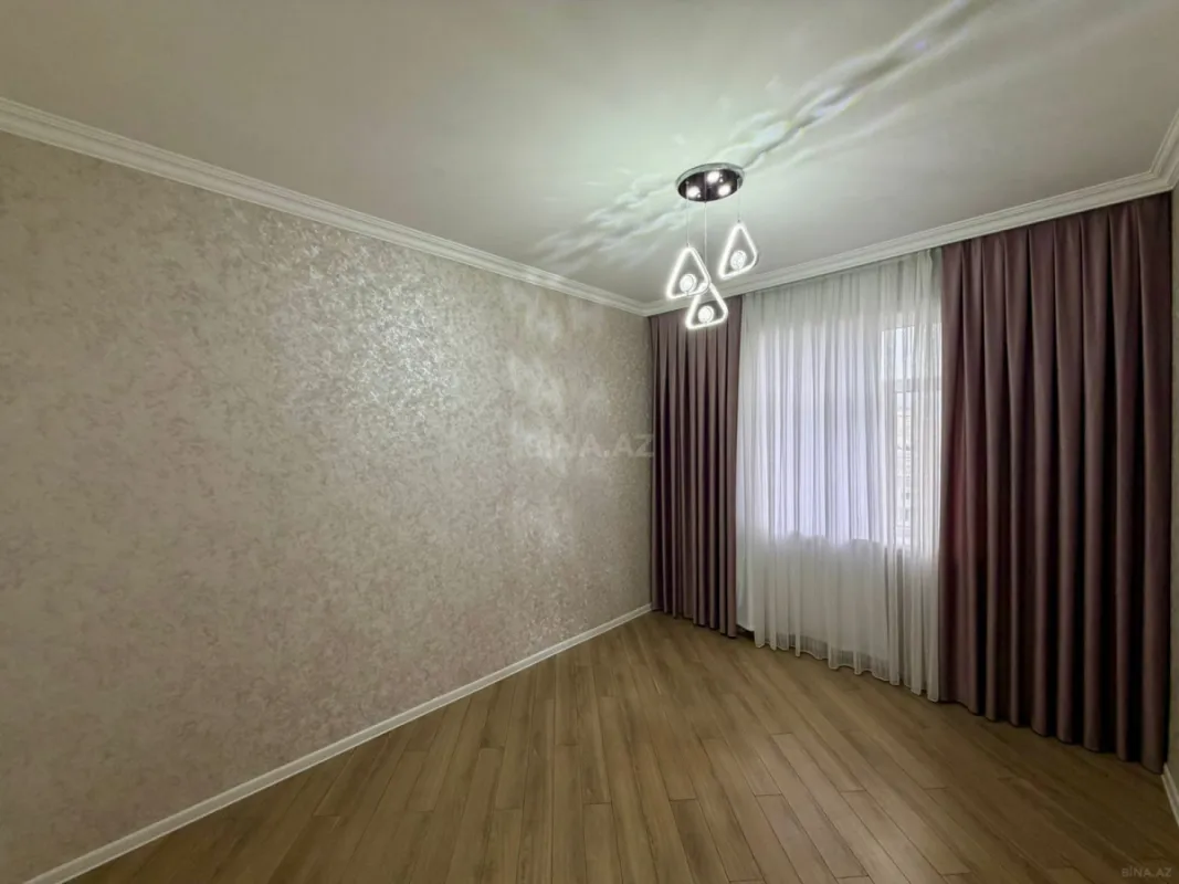 Satılır 3 otaqlı mənzil 80 m²