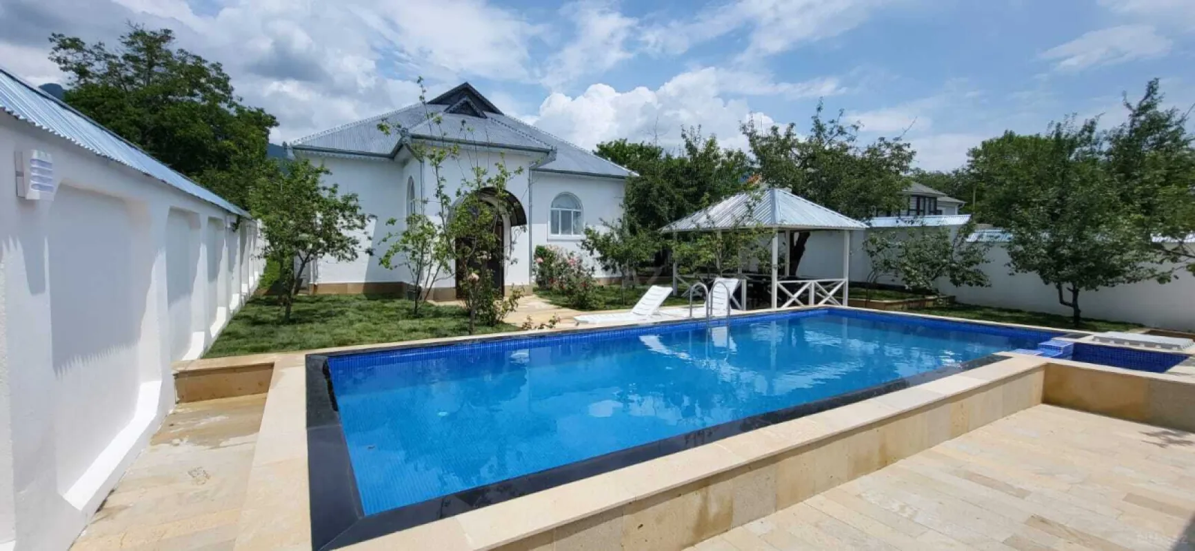 Satılır 3 otaqlı həyət evi 118 m²