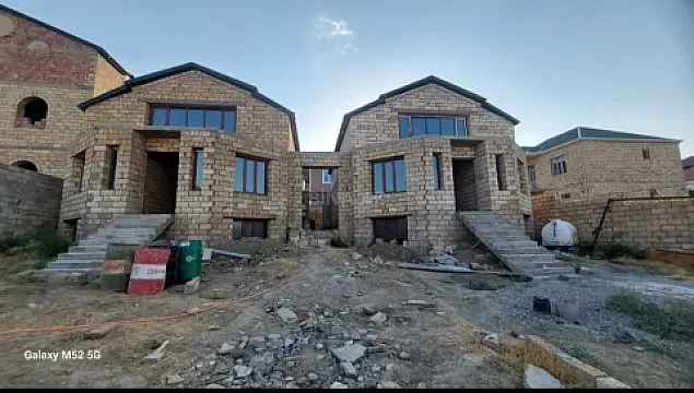Satılır 6 otaqlı həyət evi 270 m² — Bakı 6 otaq 270.00 m²