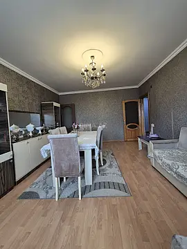 Satılır 4 otaqlı mənzil 100 m²