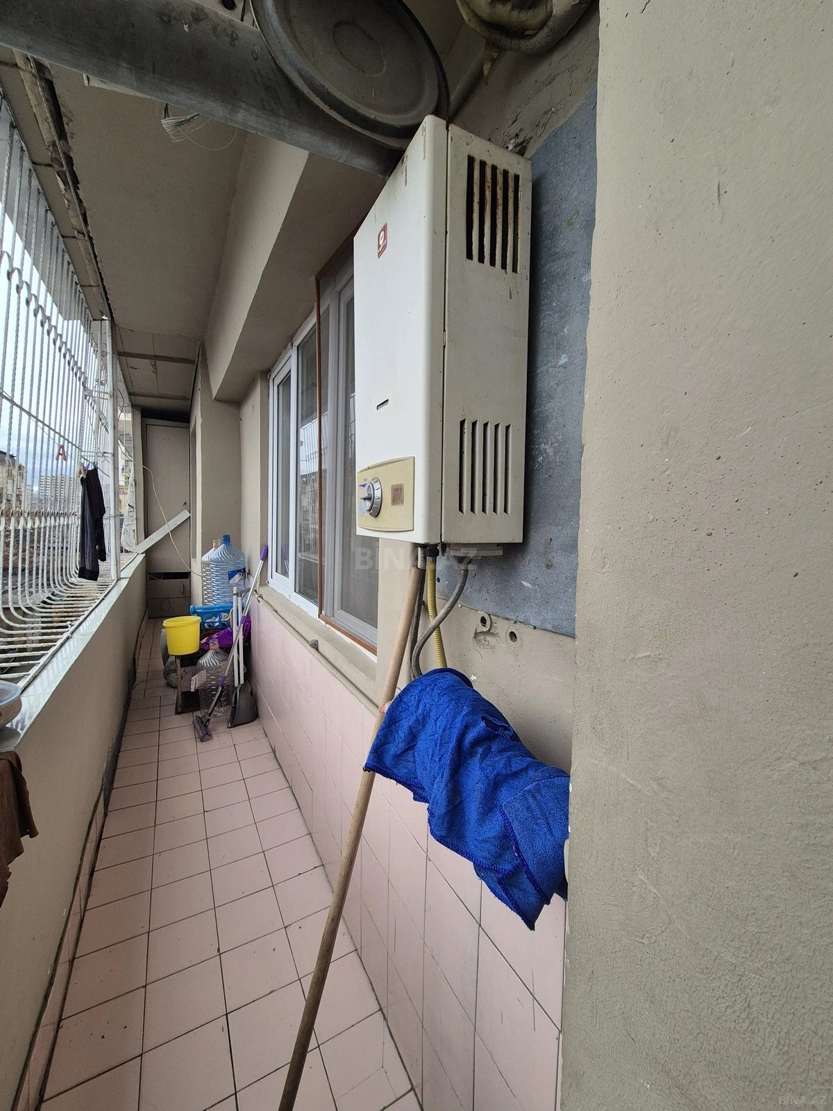 Satılır 4 otaqlı mənzil 100 m²