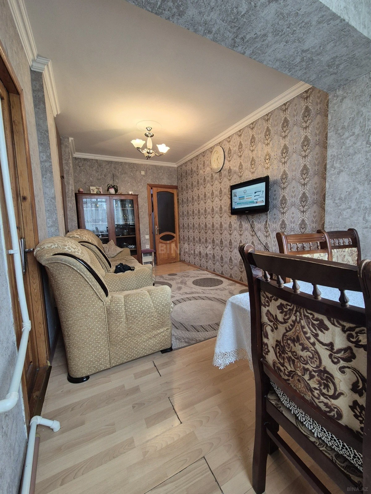 Satılır 4 otaqlı mənzil 100 m²