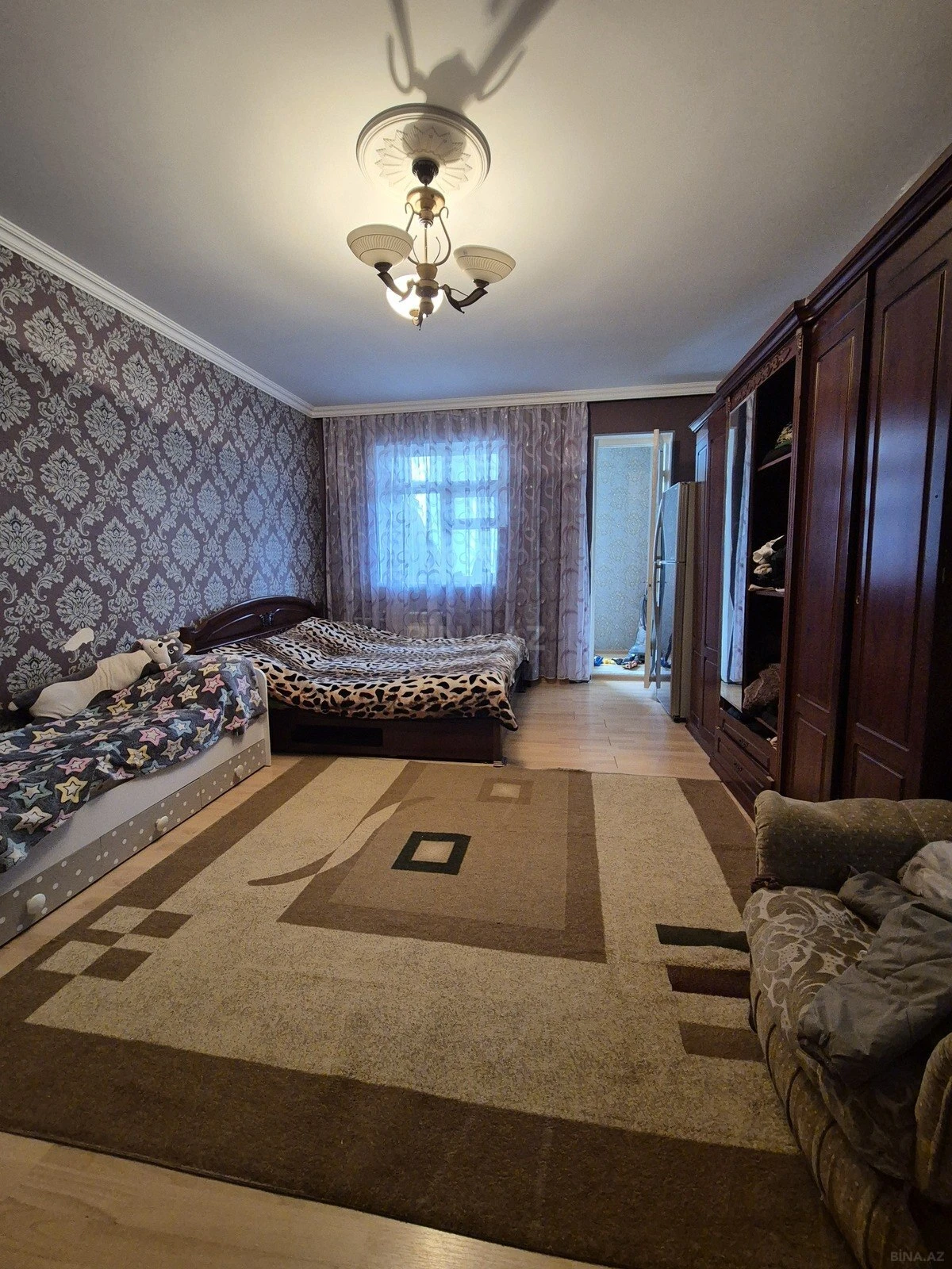 Satılır 4 otaqlı mənzil 100 m²