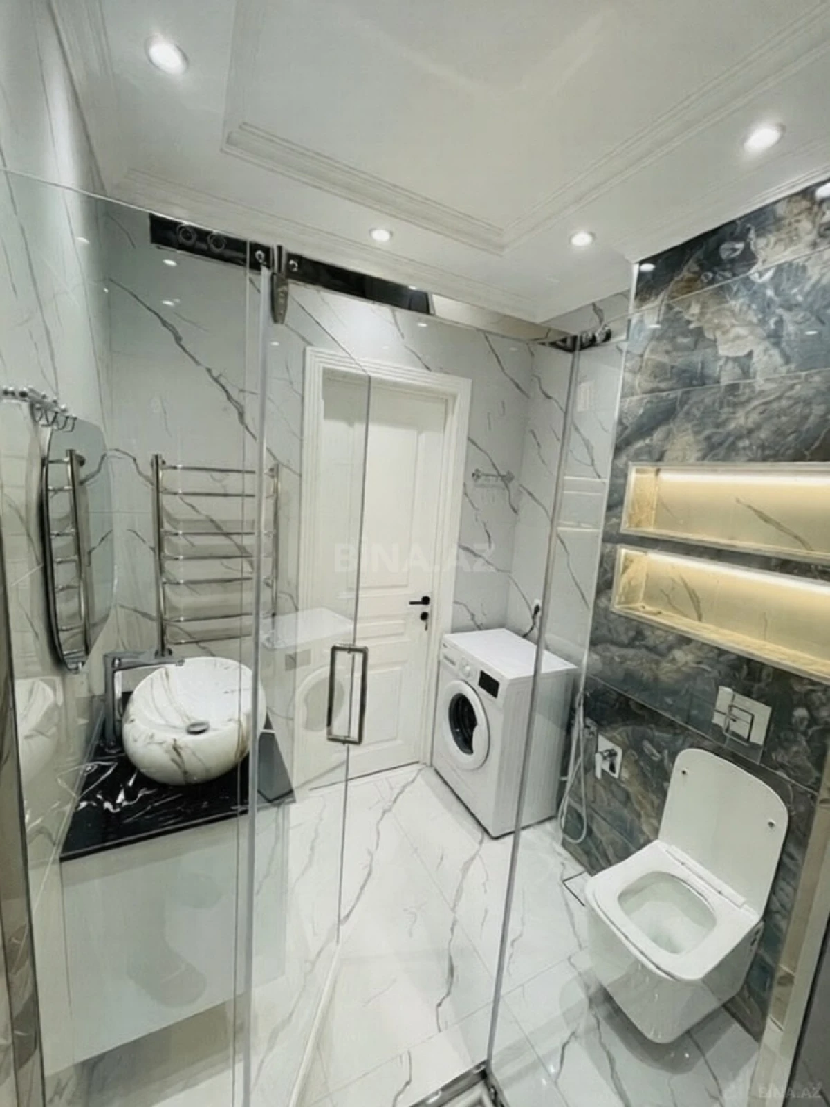 Kirayə verilir 2 otaqlı mənzil 70 m²