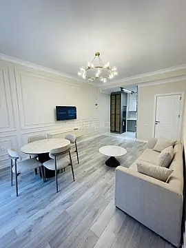 Kirayə verilir 2 otaqlı mənzil 70 m²