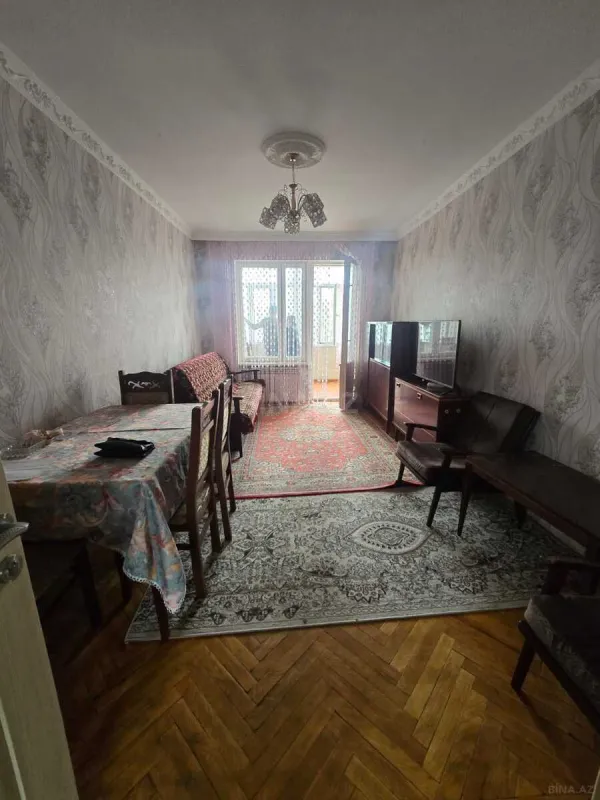 Kirayə verilir 2 otaqlı mənzil 60 m²