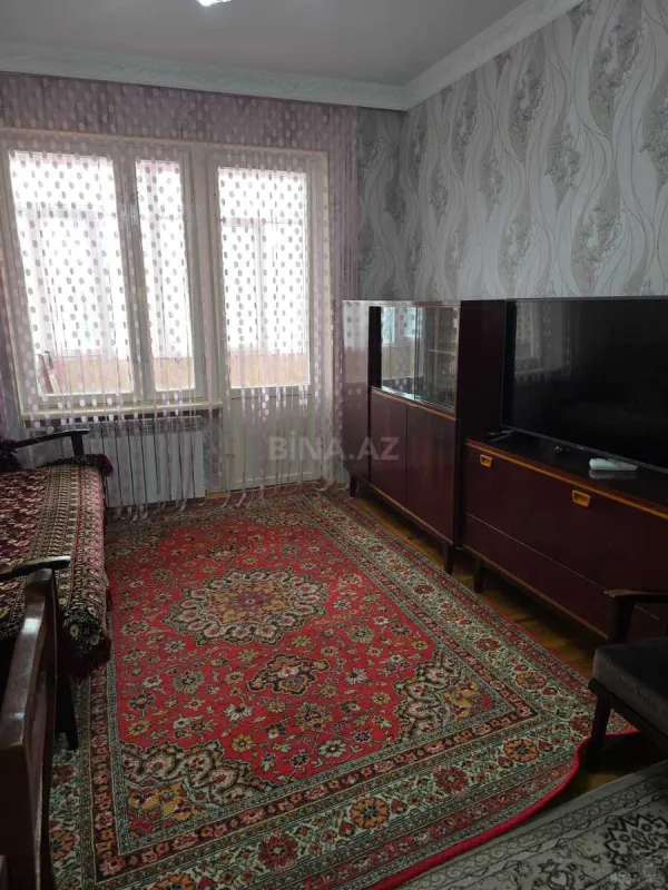Kirayə verilir 2 otaqlı mənzil 60 m²