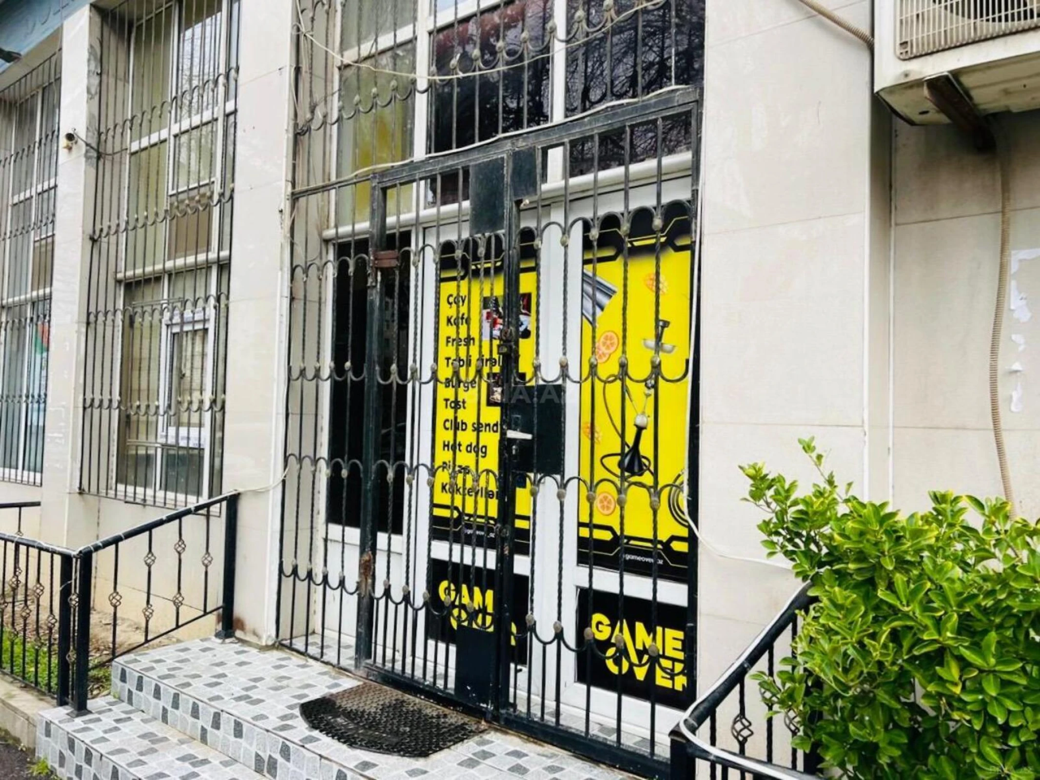 Satılır obyekt 78.4 m²