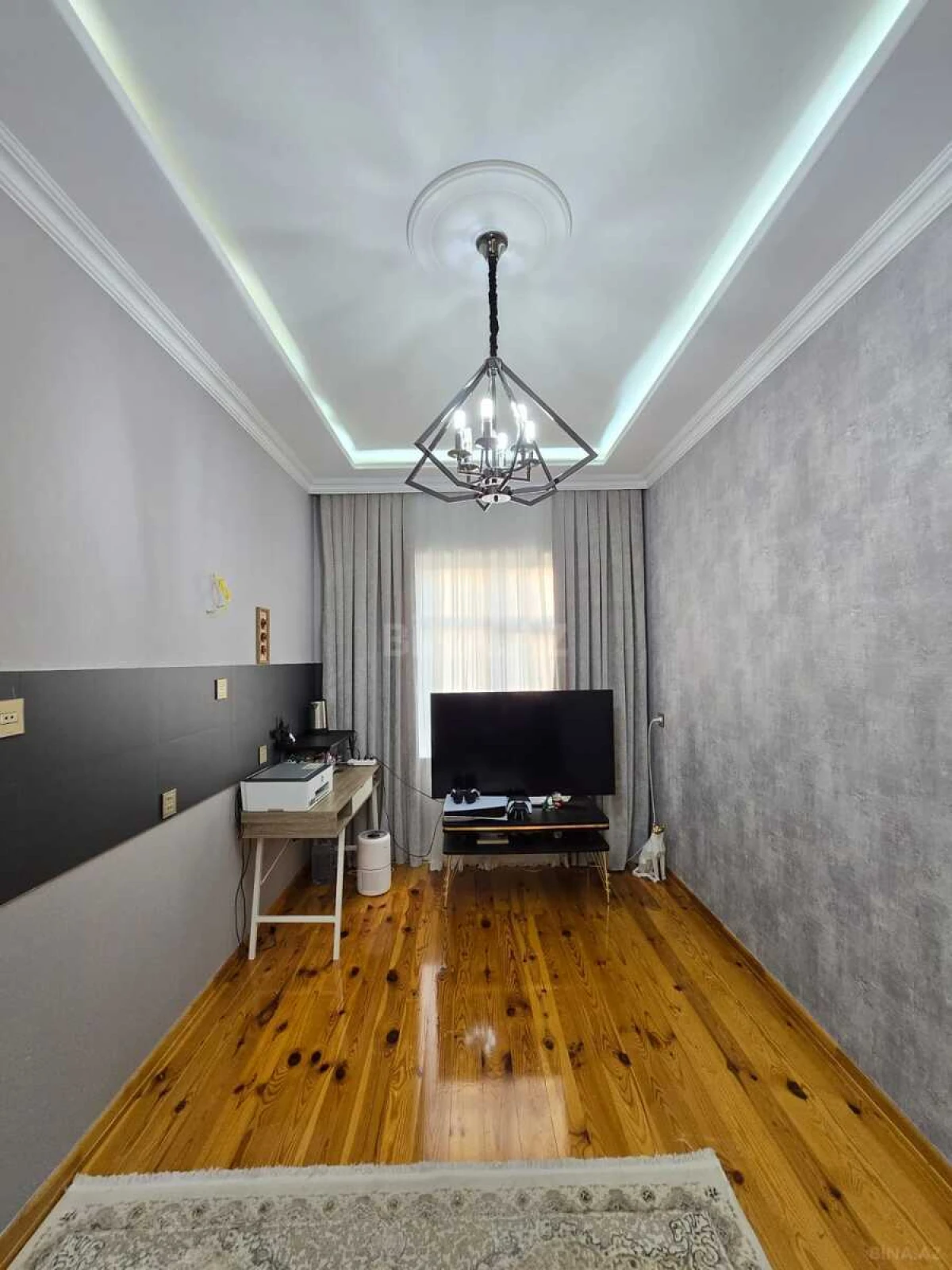 Satılır 7 otaqlı həyət evi 235 m²