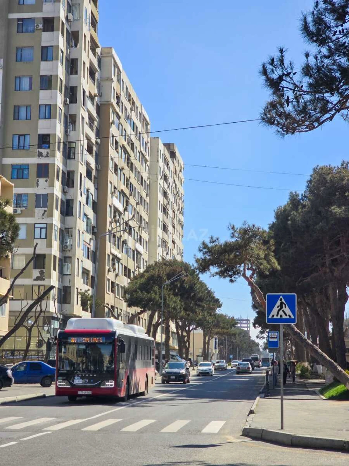 Satılır 7 otaqlı həyət evi 235 m²