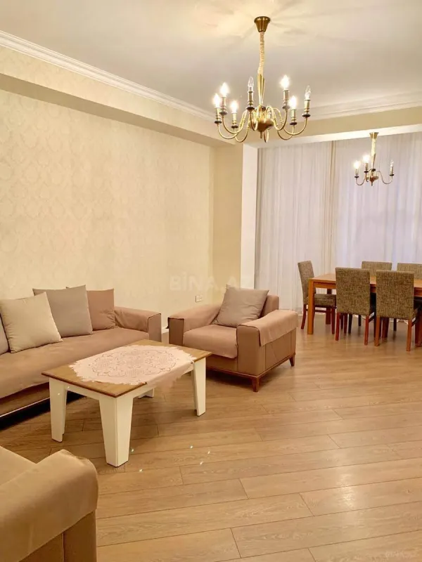 Satılır 2 otaqlı mənzil 67 m²