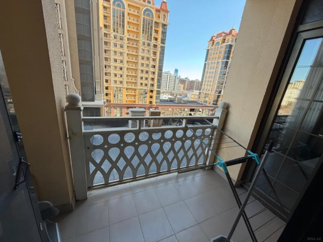 Satılır 1 otaqlı mənzil 53 m²