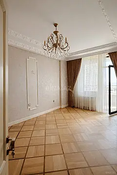 Kirayə verilir 3 otaqlı mənzil 124 m²